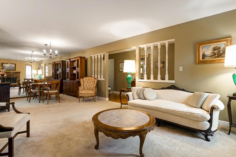 4756 Coach Road Columbus, OH 43220 - Photo 4 of 27