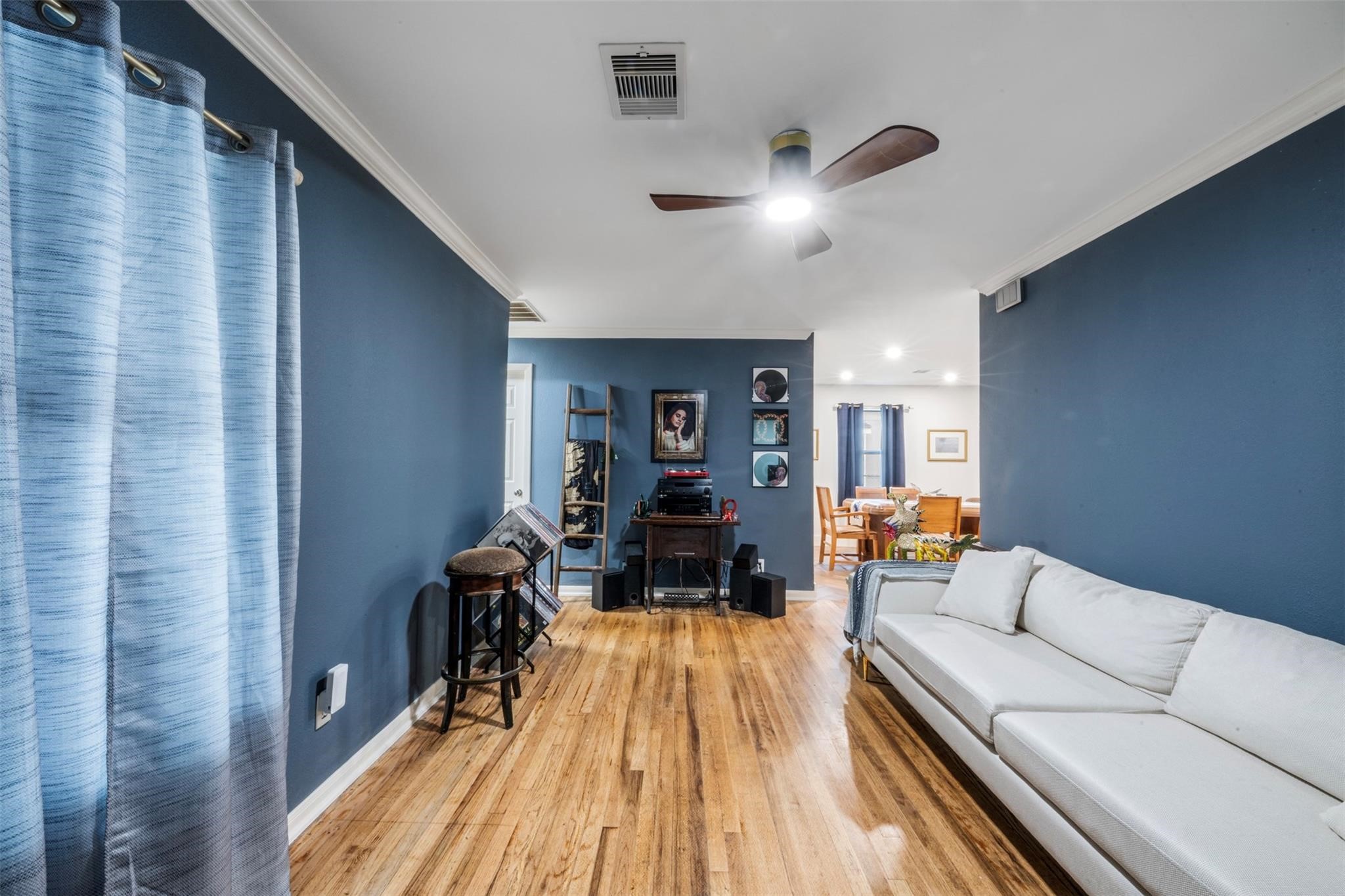 1913 Thonig Road Houston, TX 77055 - Photo 21 of 41 Gallery Image 21