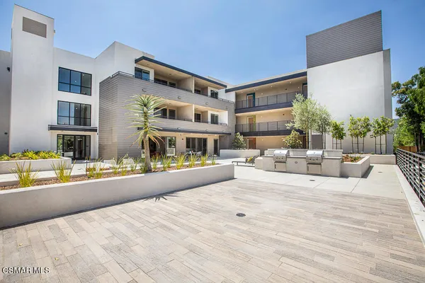 $3,300 | 77 North Conejo School Road, Unit 208, Thousand Oaks, CA 91362