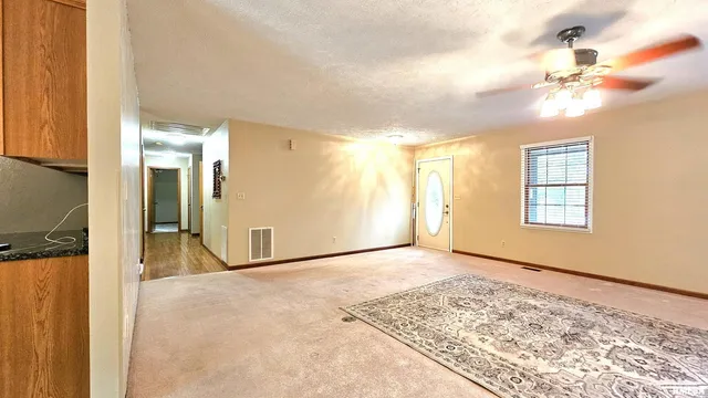 $376,900 | 12196 Laguna Drive, Marion, IL 62959