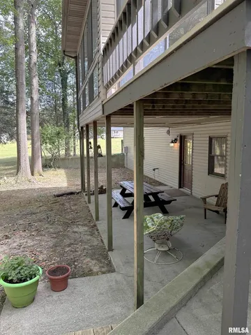 $376,900 | 12196 Laguna Drive, Marion, IL 62959