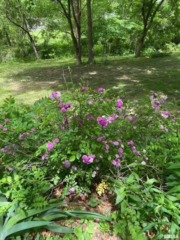 $376,900 | 12196 Laguna Drive, Marion, IL 62959