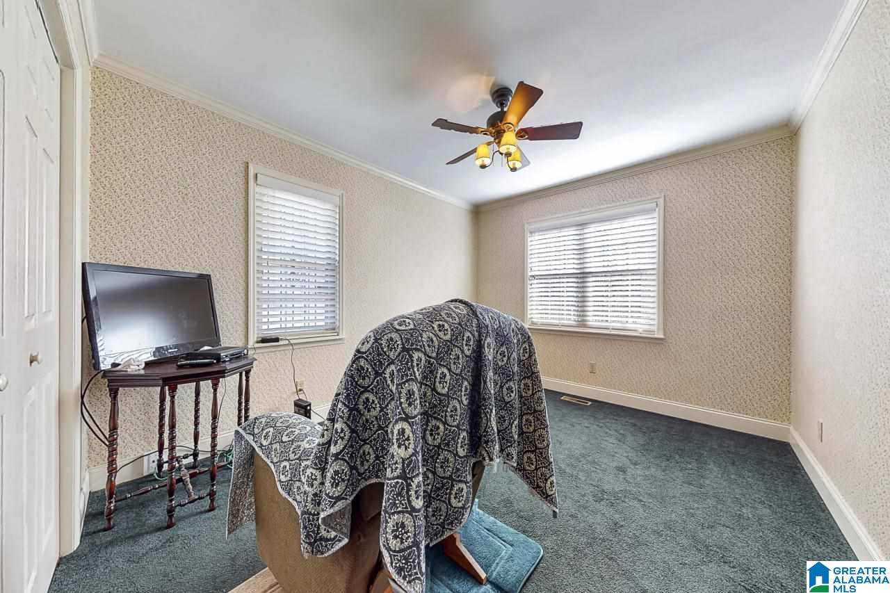 1609 Eastern Valley Road Bessemer, AL 35022 - Photo 5 of 35
