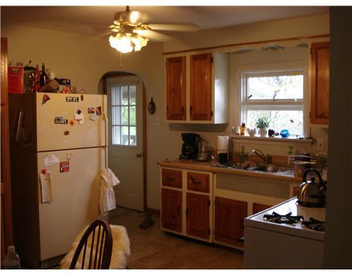 2749 Ridge Rd Extension Economy, PA 15005 - Photo 3 of 12 Kitchen.