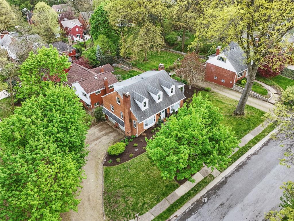 570 Richland Road Pittsburgh, PA 15228 - Photo 3 of 44 Gallery Image 3