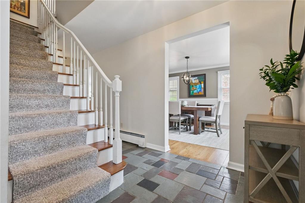 570 Richland Road Pittsburgh, PA 15228 - Photo 9 of 44 Gallery Image 9
