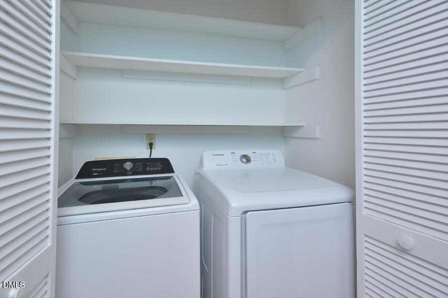 11 Tarawa Terrace, Unit B Durham, NC 27705 - Photo 13 of 32 a utility room with dryer and washer