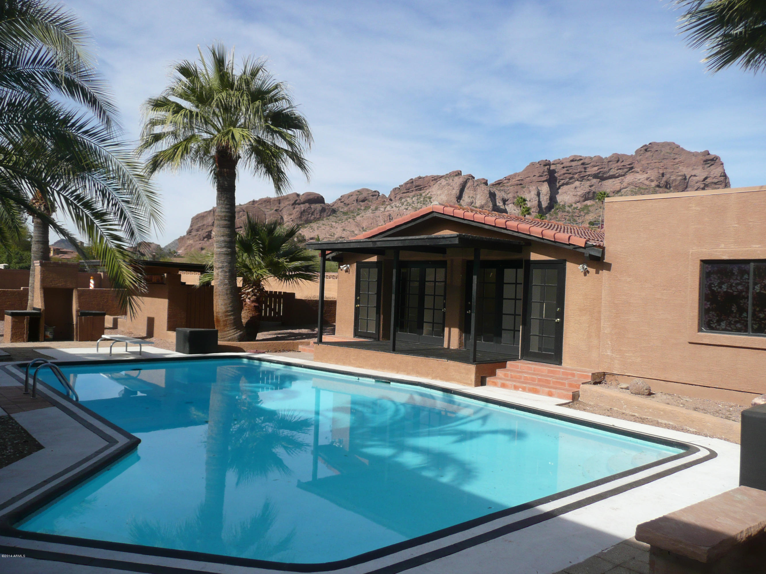 4950 East Camelback Road Phoenix, AZ 85018 - Photo 1 of 25 P1080298