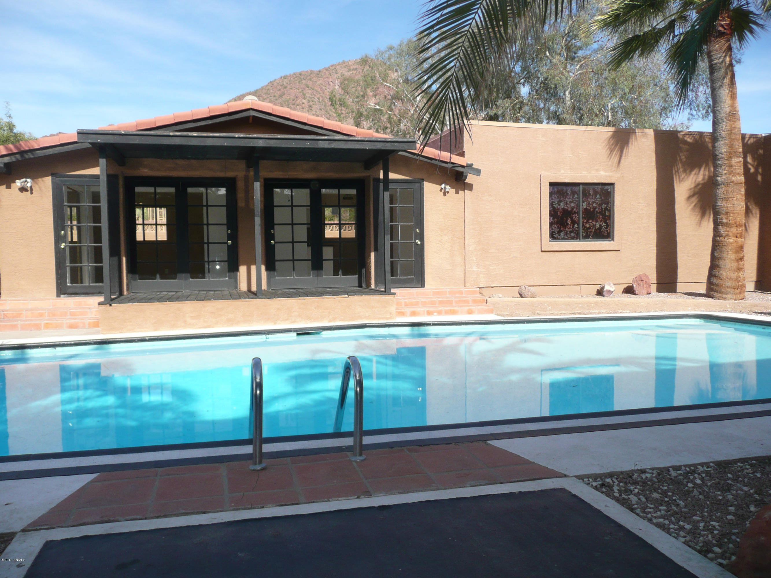 4950 East Camelback Road Phoenix, AZ 85018 - Photo 15 of 25 P1080288