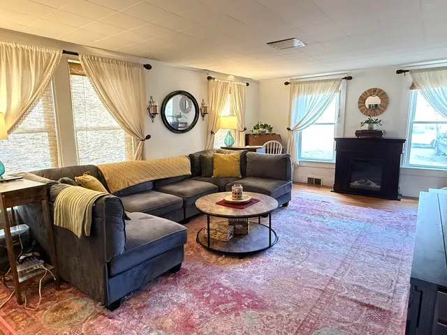 $249,000 | 662 Highway 30, Newfane, VT 05345