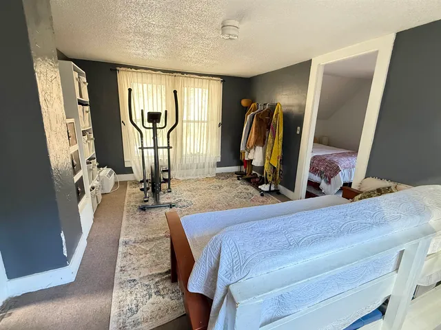 $249,000 | 662 Highway 30, Newfane, VT 05345