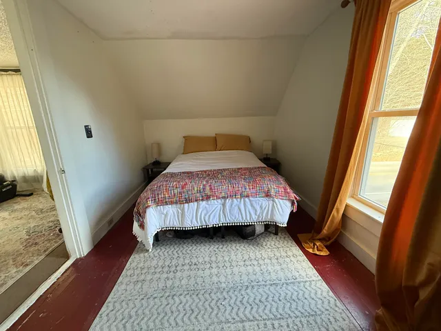 $249,000 | 662 Highway 30, Newfane, VT 05345