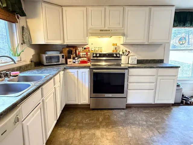 $249,000 | 662 Highway 30, Newfane, VT 05345