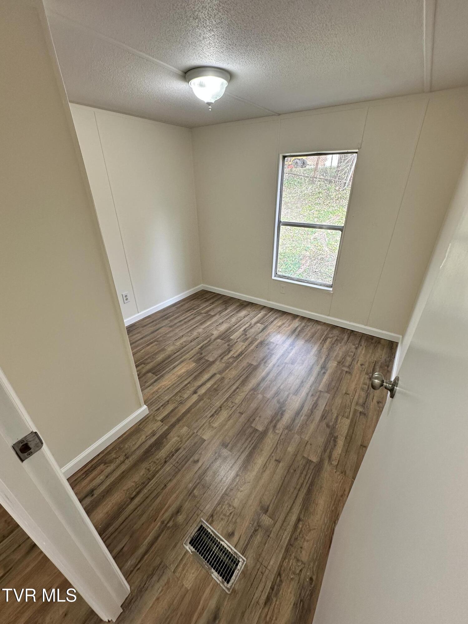 179 Austin Mill Road Rogersville, TN 37857 - Photo 9 of 17 9