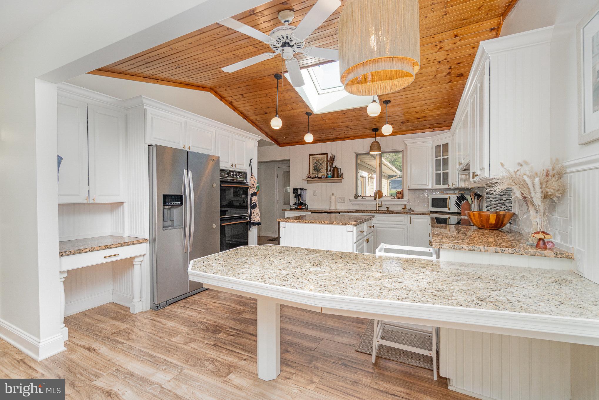 264 Old Delp Road Lancaster, PA 17601 - Photo 9 of 37 Gallery Image 9