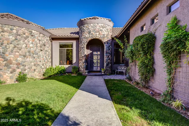 $3,400,000 | 110 Sugar Loaf Drive, Sedona, AZ 86336