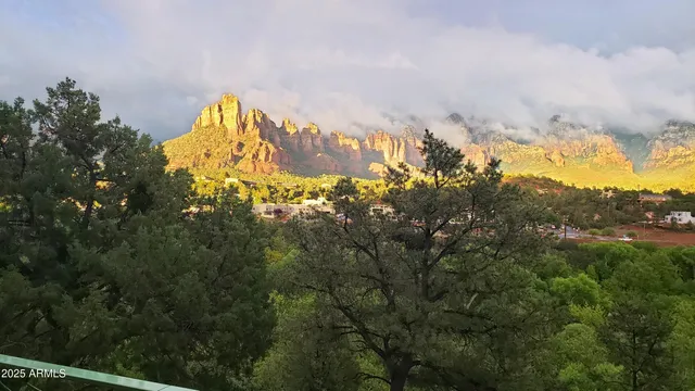 $3,400,000 | 110 Sugar Loaf Drive, Sedona, AZ 86336