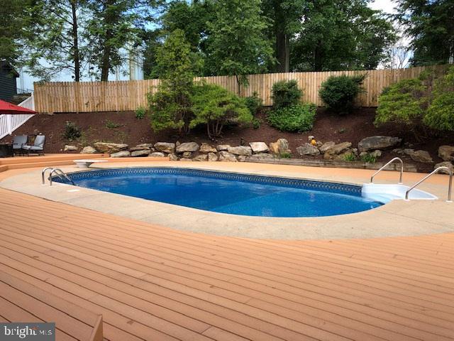 1011 Woodridge Road Red Lion, PA 17356 - Photo 40 of 44 Gallery Image 40