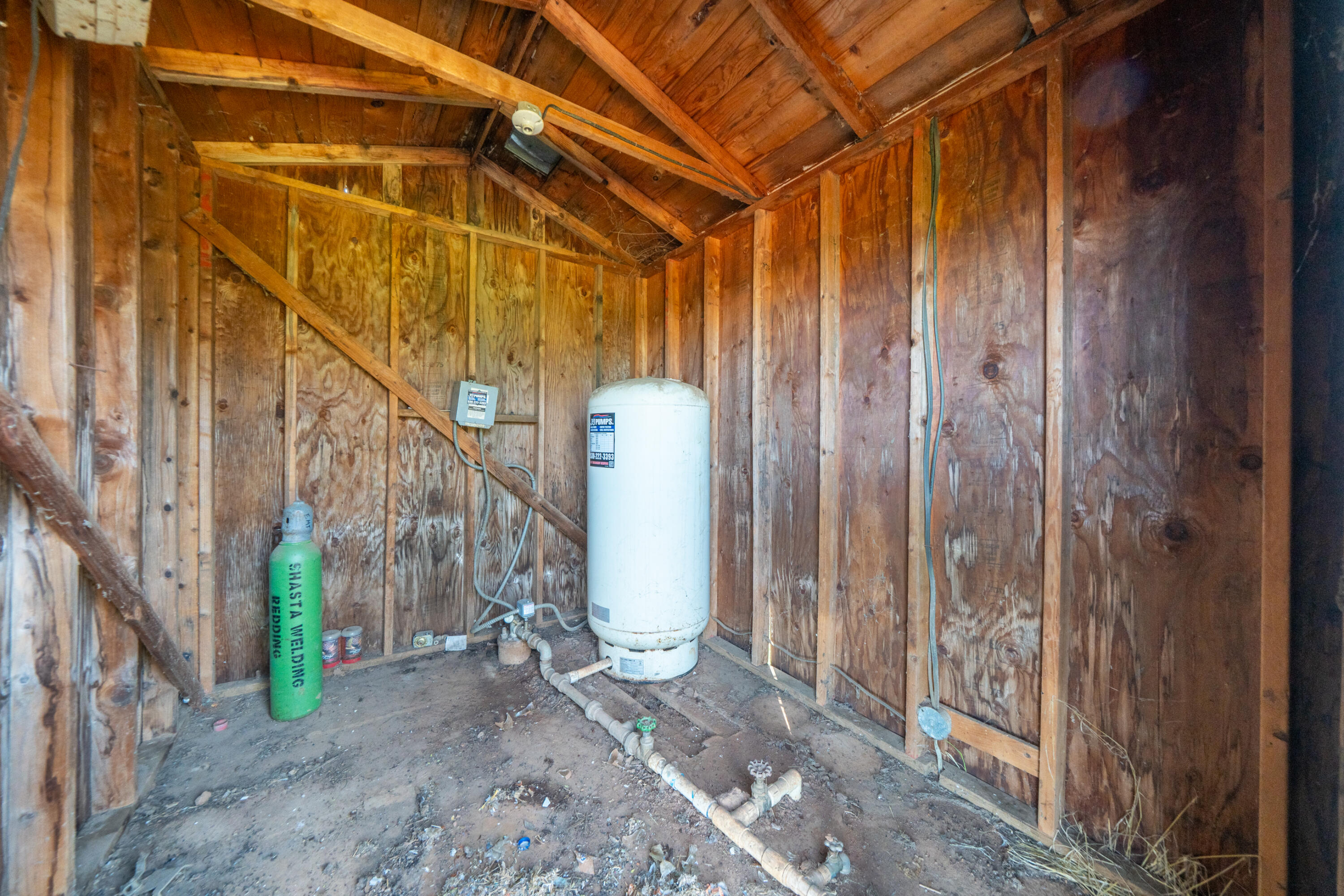 8743 Airport Road Redding, CA 96002 - Photo 29 of 39 PUMP HOUSE