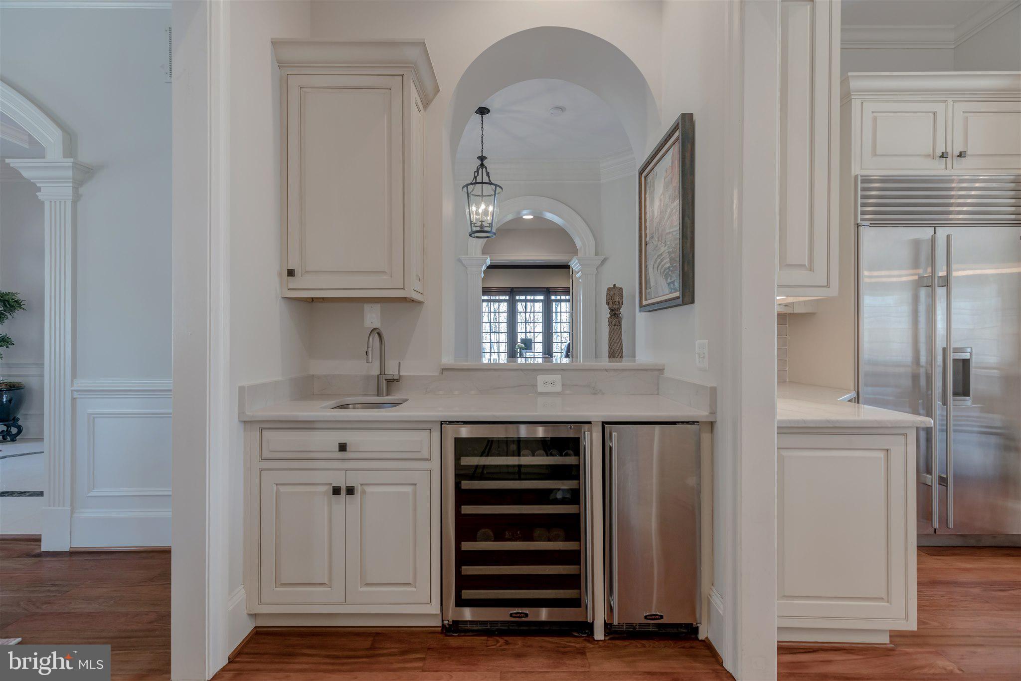 8429 Brook Road McLean, VA 22102 - Photo 5 of 48 Butler's Pantry