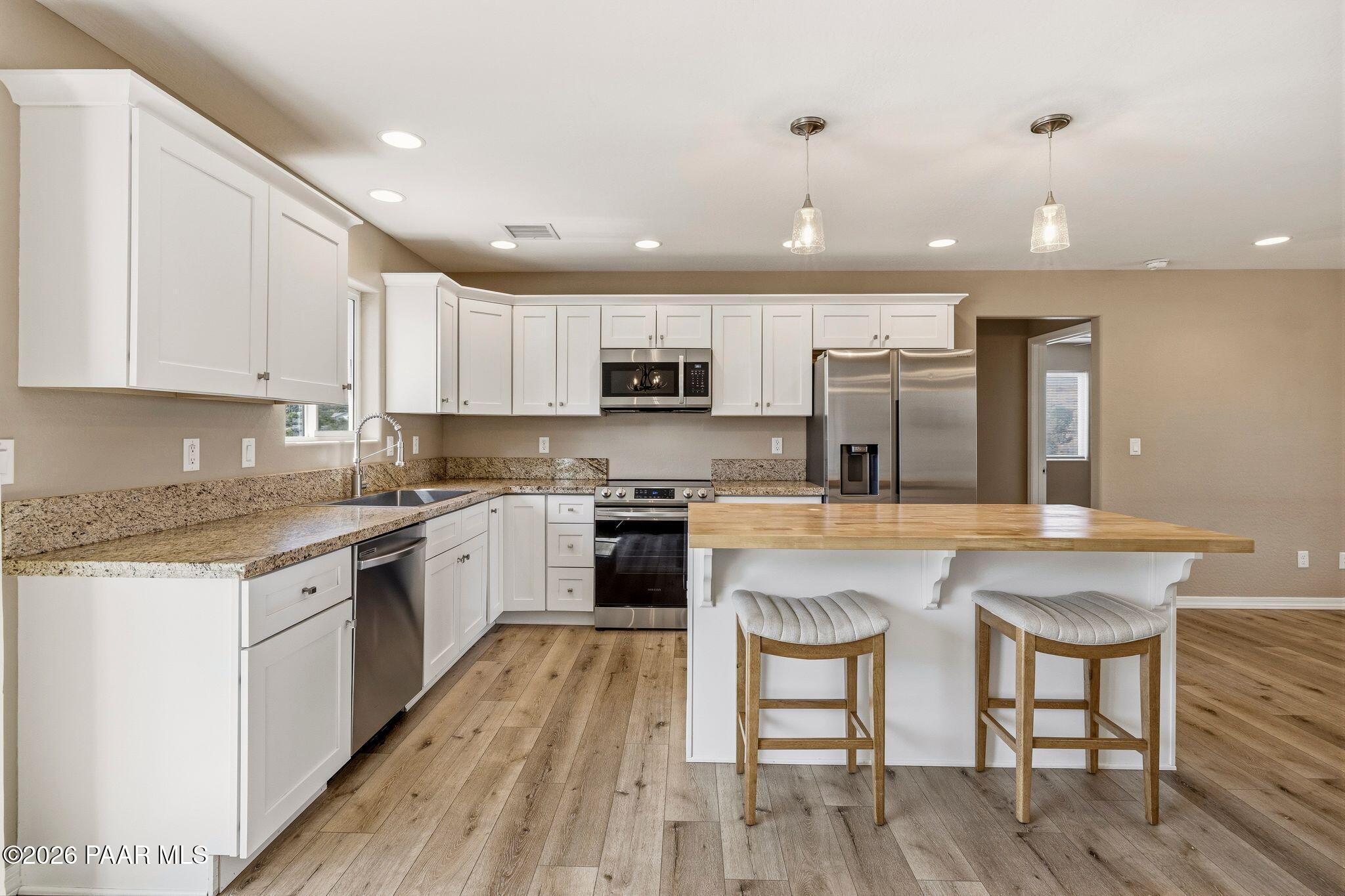 1720 North Topaz Road Prescott, AZ 86301 - Photo 11 of 46 062-Kitchen