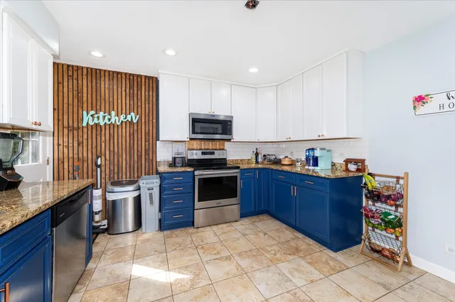 $424,900 | 39 North 5th Avenue, Des Plaines, IL 60016