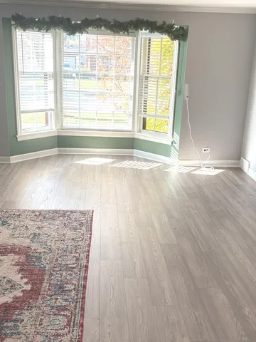 $424,900 | 39 North 5th Avenue, Des Plaines, IL 60016