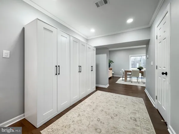 a very nice looking room with a large mirror