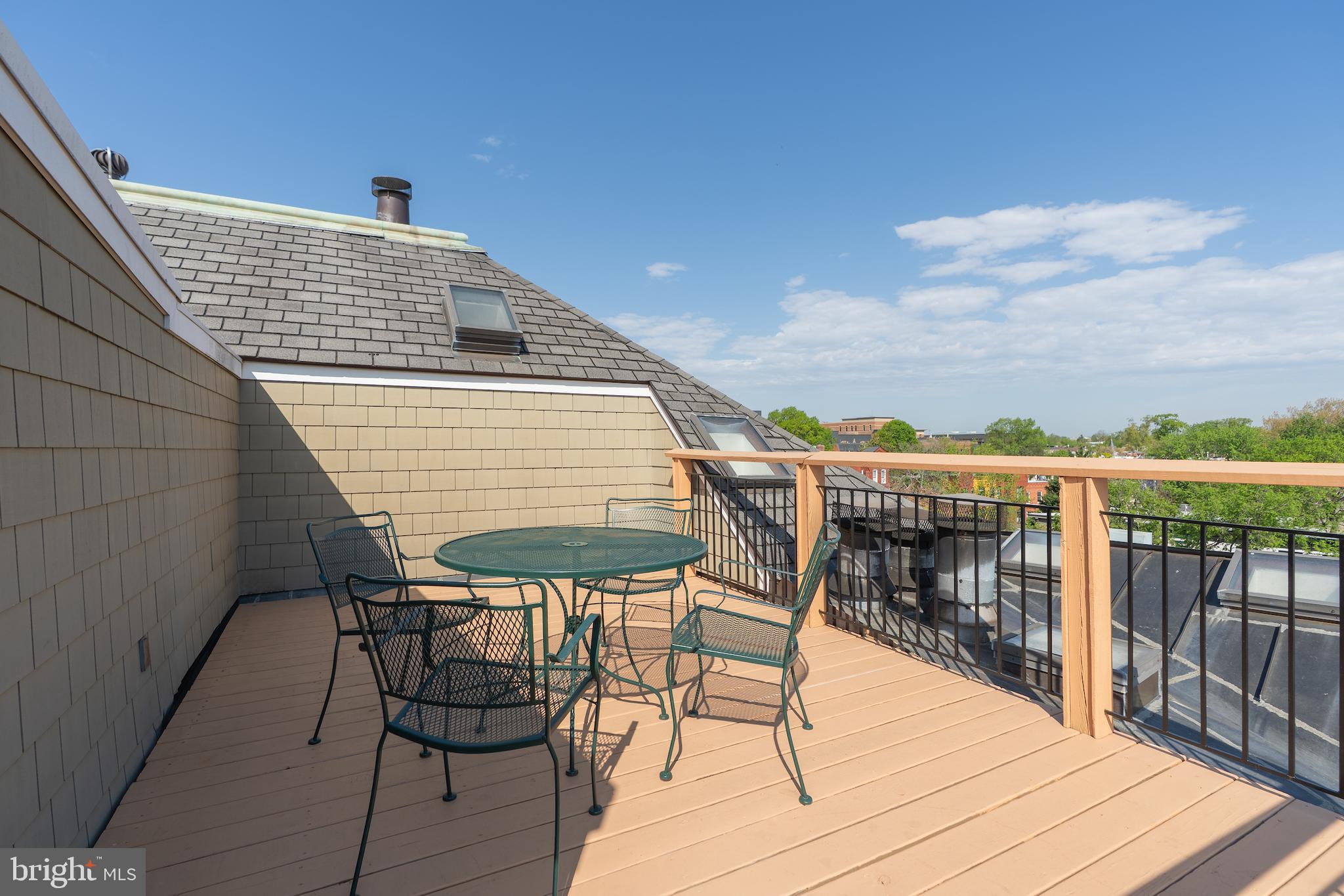 350 9th Street Southeast, Unit 26 Washington, DC 20003 - Photo 27 of 34