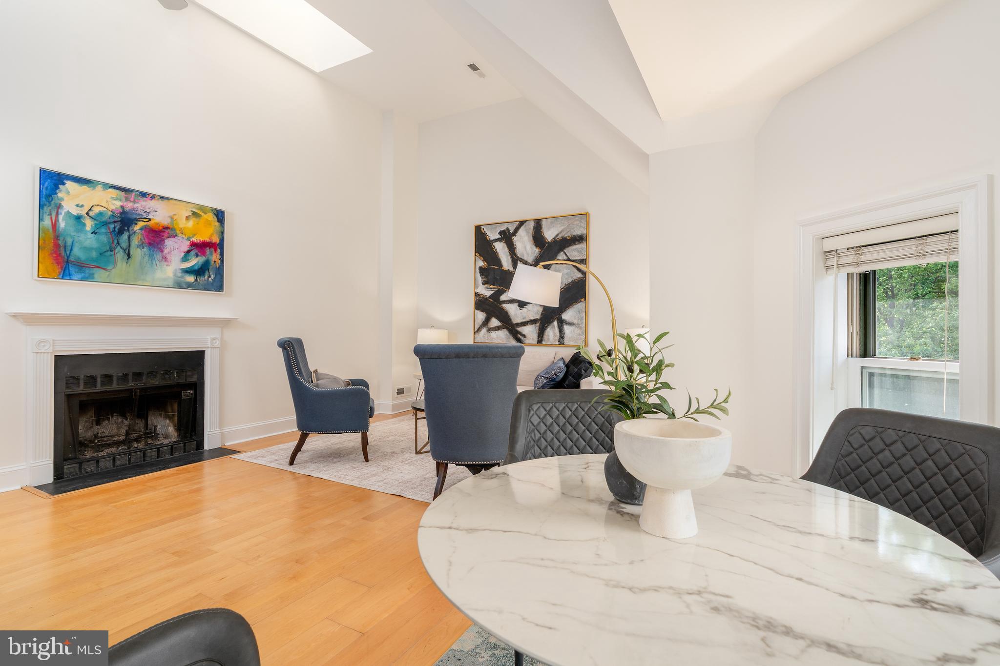 350 9th Street Southeast, Unit 26 Washington, DC 20003 - Photo 7 of 34