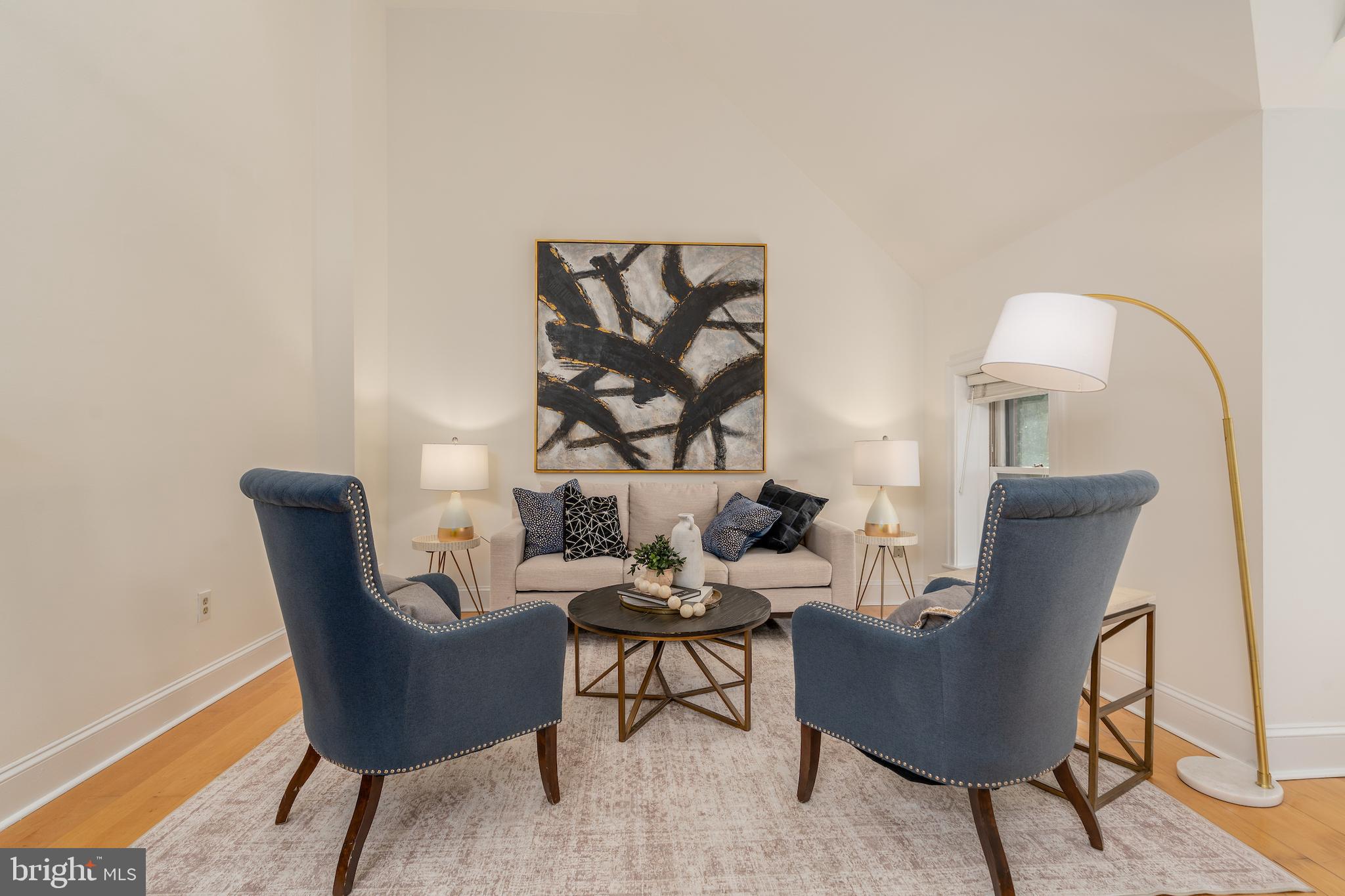 350 9th Street Southeast, Unit 26 Washington, DC 20003 - Photo 8 of 34