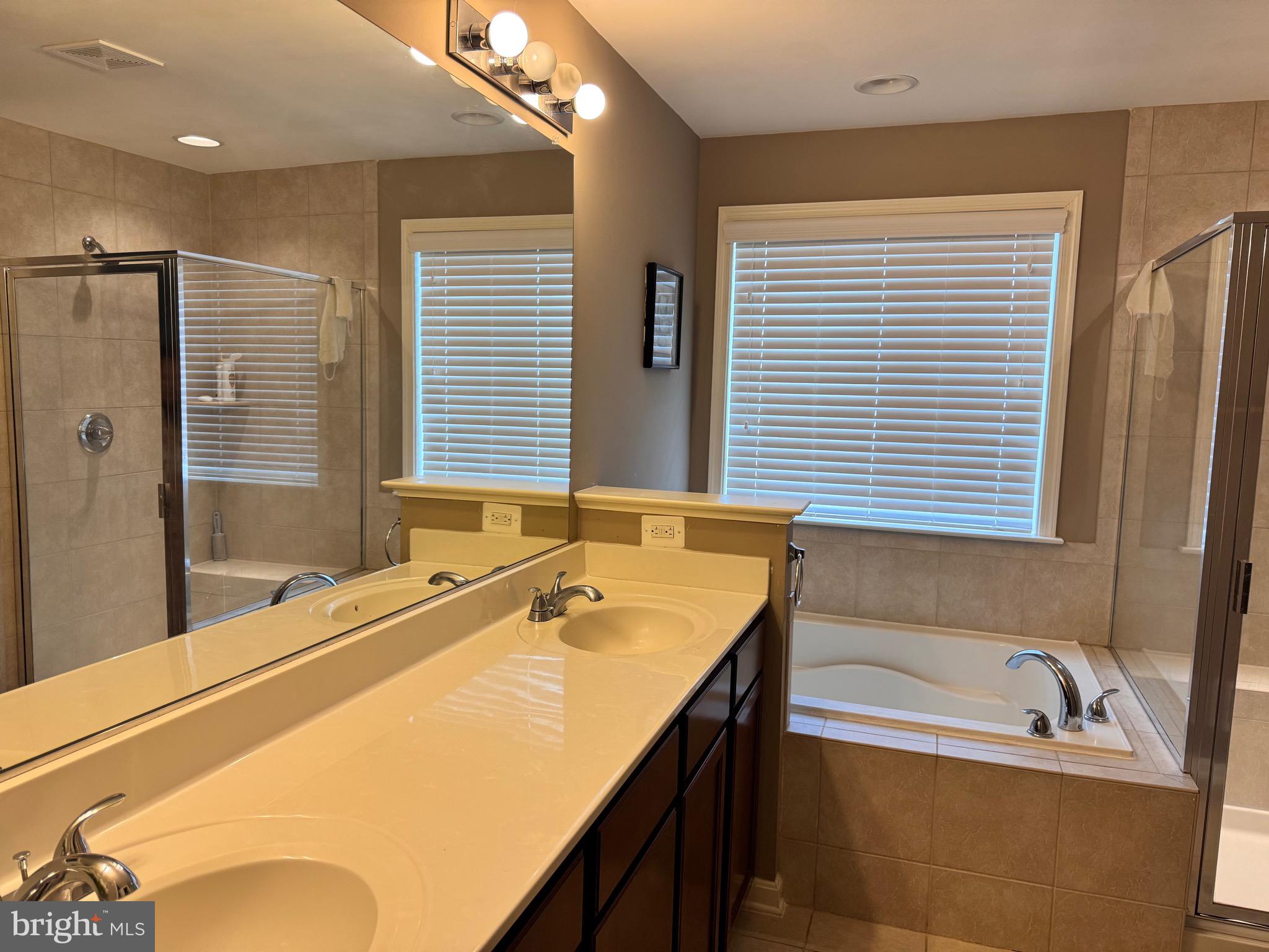 42253 Dean Chapel Square Chantilly, VA 20152 - Photo 15 of 21