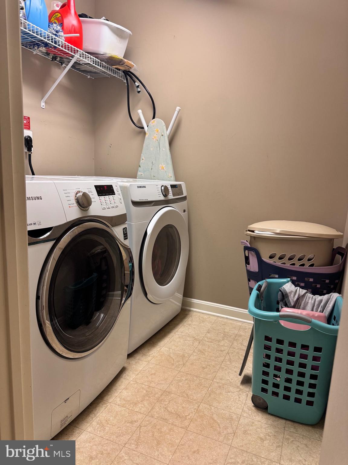 42253 Dean Chapel Square Chantilly, VA 20152 - Photo 20 of 21