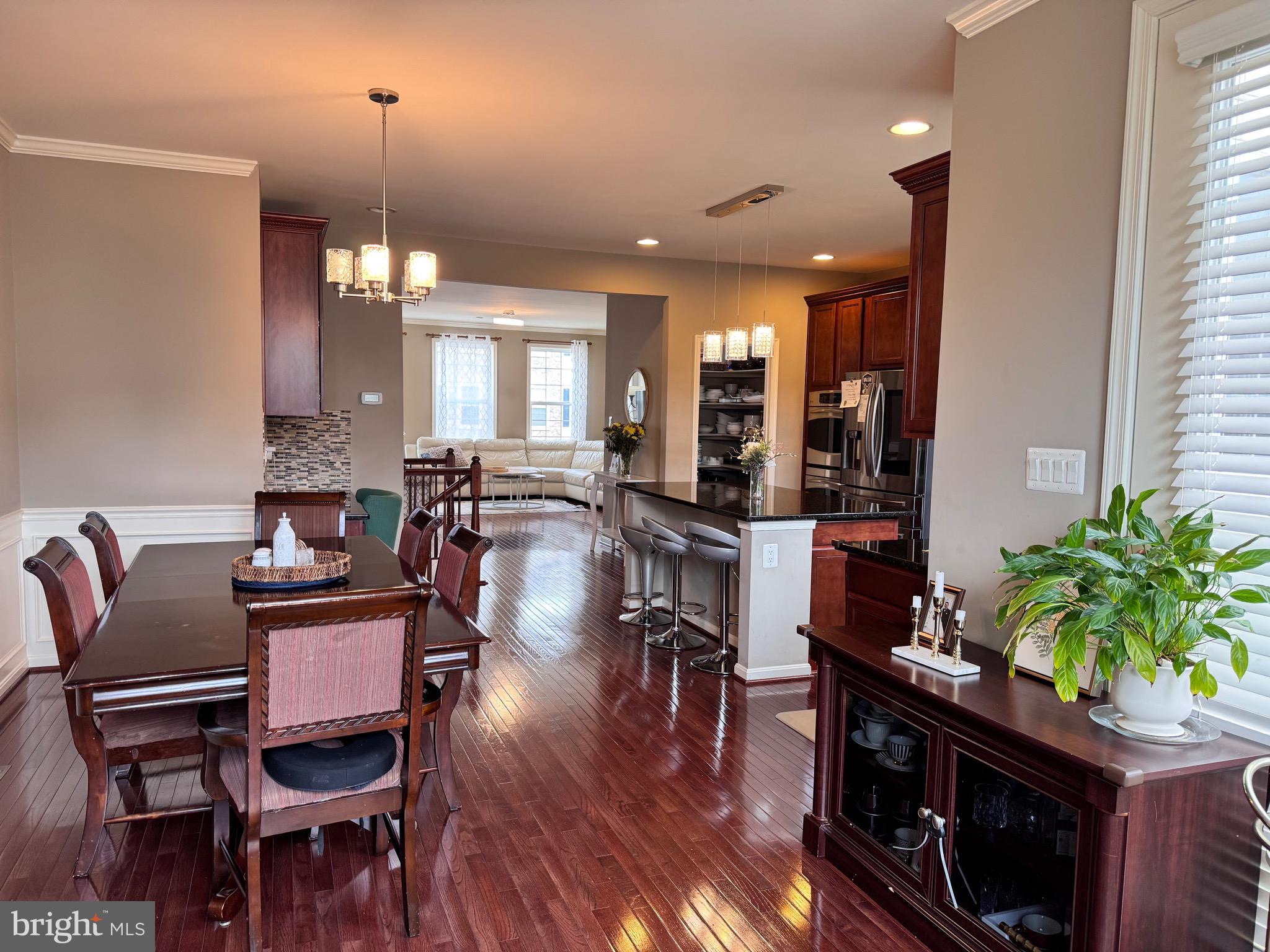 42253 Dean Chapel Square Chantilly, VA 20152 - Photo 2 of 21
