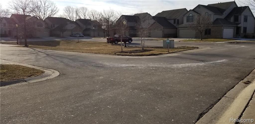 44989 Coachman Court Canton, MI 48187 - Photo 3 of 27