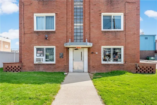 $830 | 315 North Washington Street, Unit 20, Butler, PA 16001