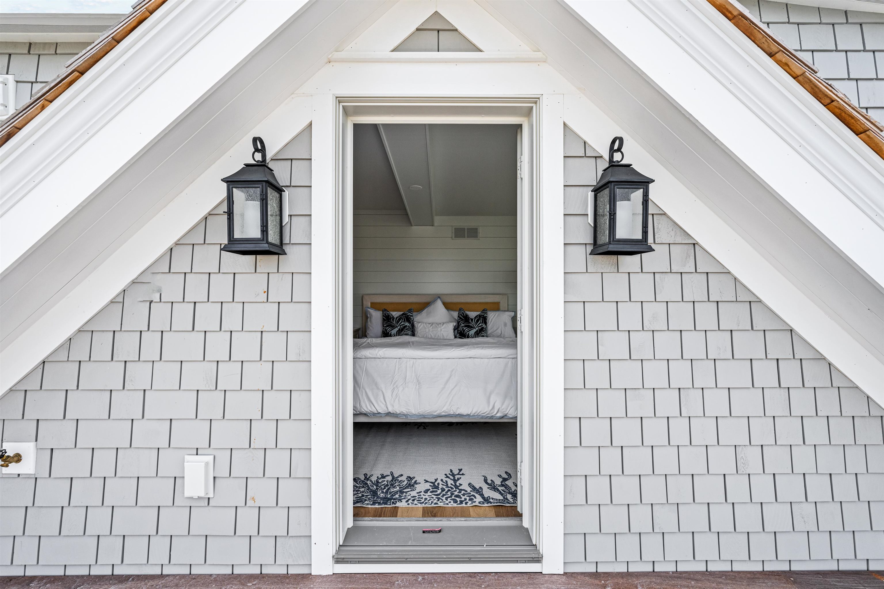 2158 Ocean Drive, Unit 2158 Avalon, NJ 08202 - Photo 37 of 50 a view of living room