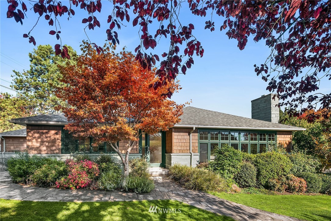 5400 Northeast Windermere Road Seattle, WA 98105 - Photo 1 of 19 Gallery Image 1