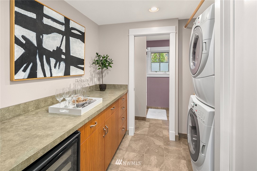 5400 Northeast Windermere Road Seattle, WA 98105 - Photo 14 of 19 Gallery Image 14