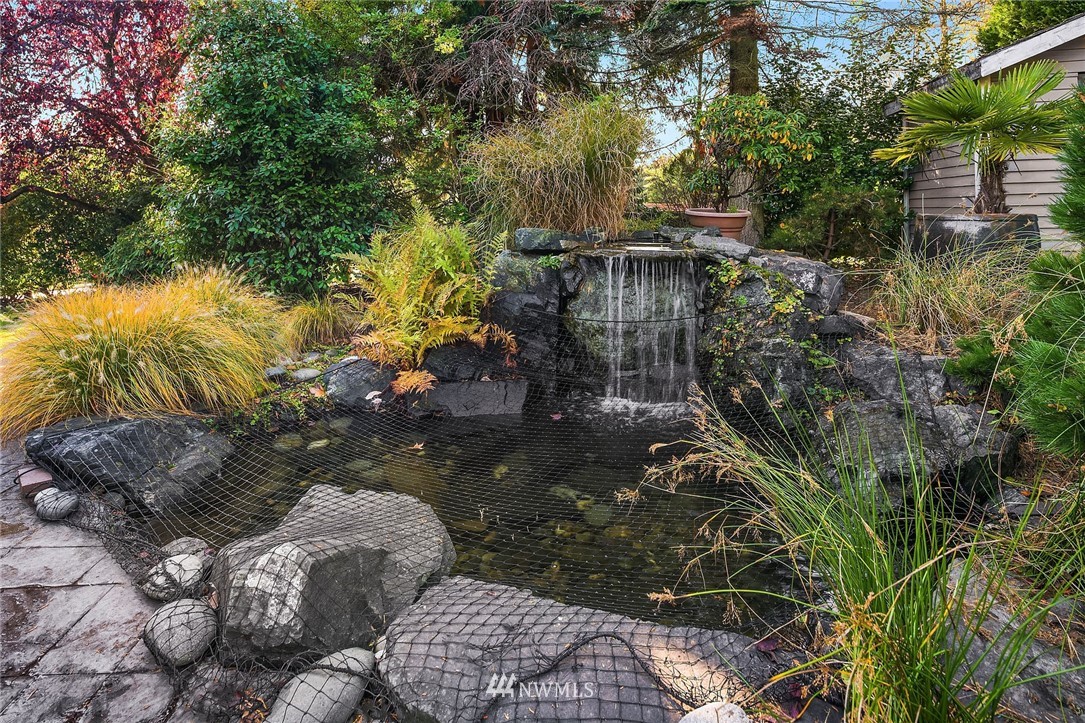 5400 Northeast Windermere Road Seattle, WA 98105 - Photo 17 of 19 Gallery Image 17