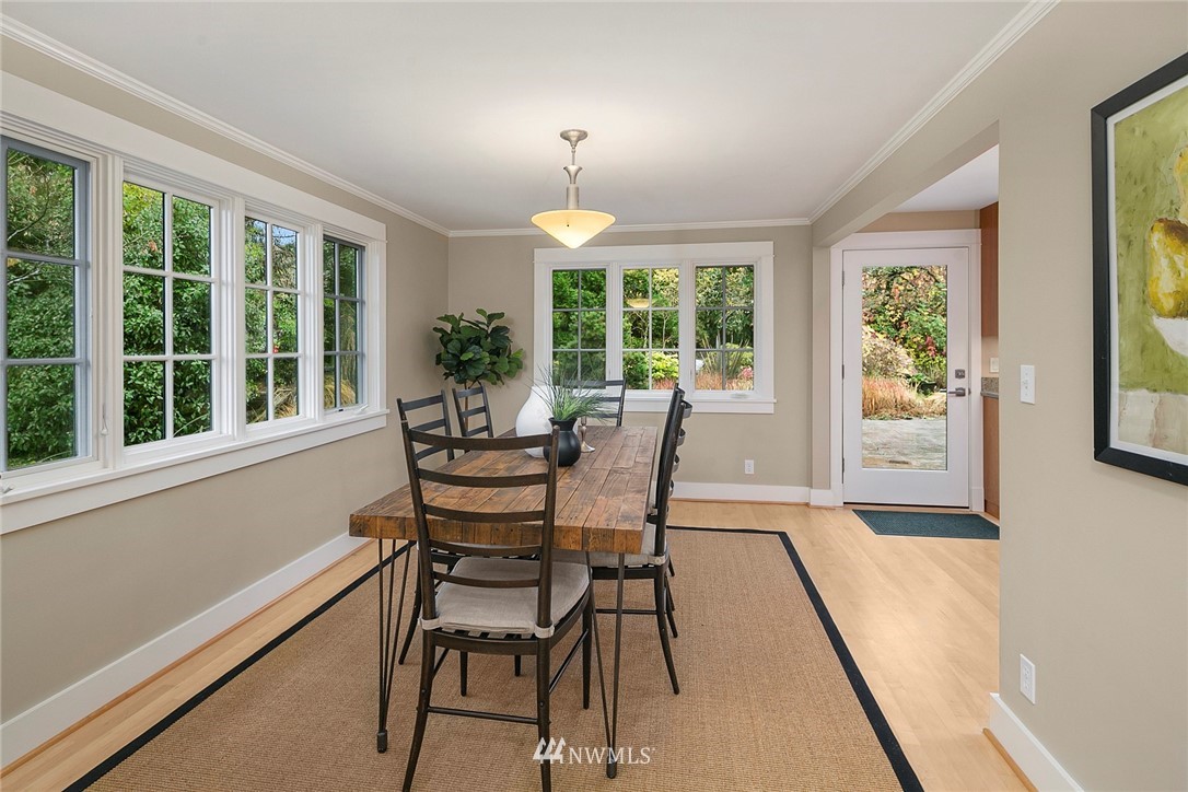 5400 Northeast Windermere Road Seattle, WA 98105 - Photo 5 of 19 Gallery Image 5