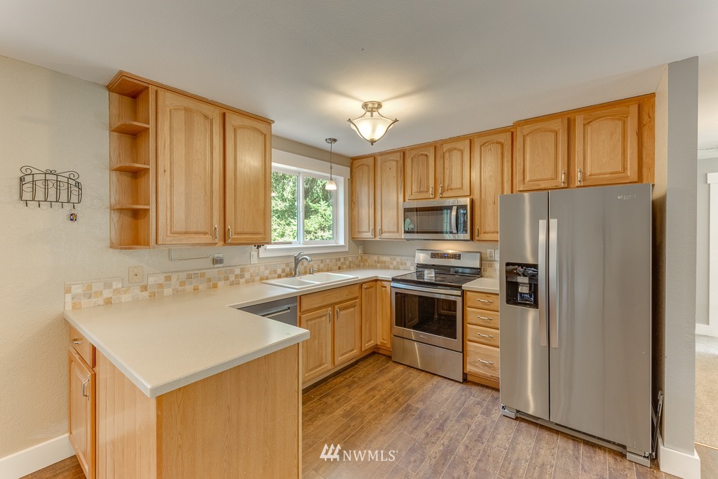 22632 20th Avenue Southeast Bothell, WA 98021 - Photo 5 of 25