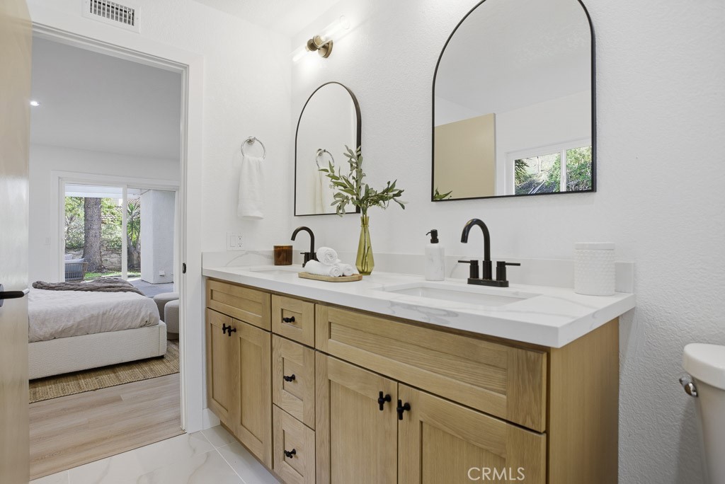 1069 Belleza Street Camarillo, CA 93012 - Photo 25 of 59