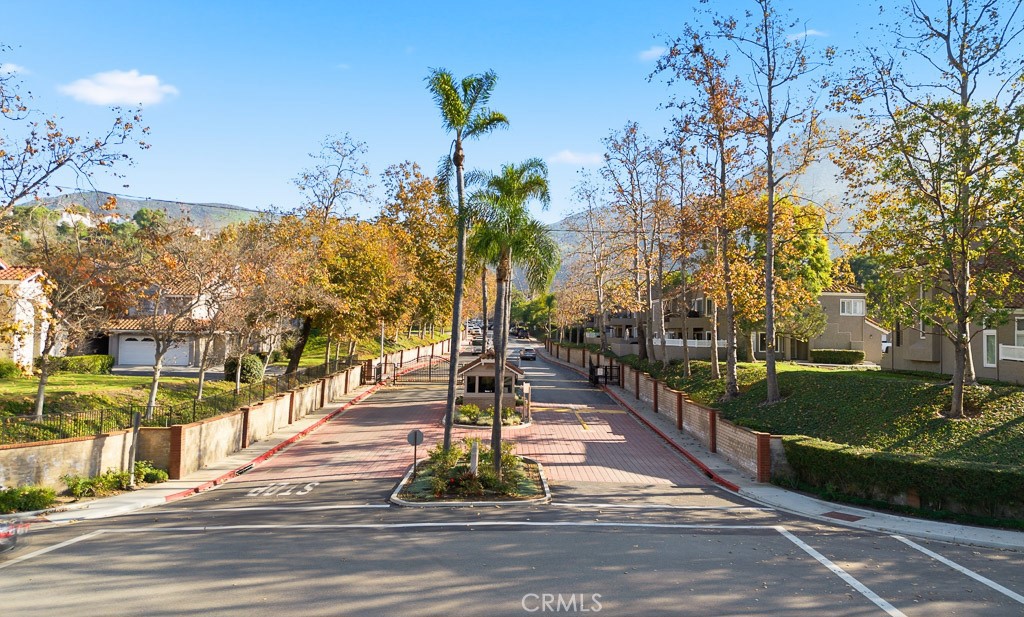 1069 Belleza Street Camarillo, CA 93012 - Photo 53 of 59