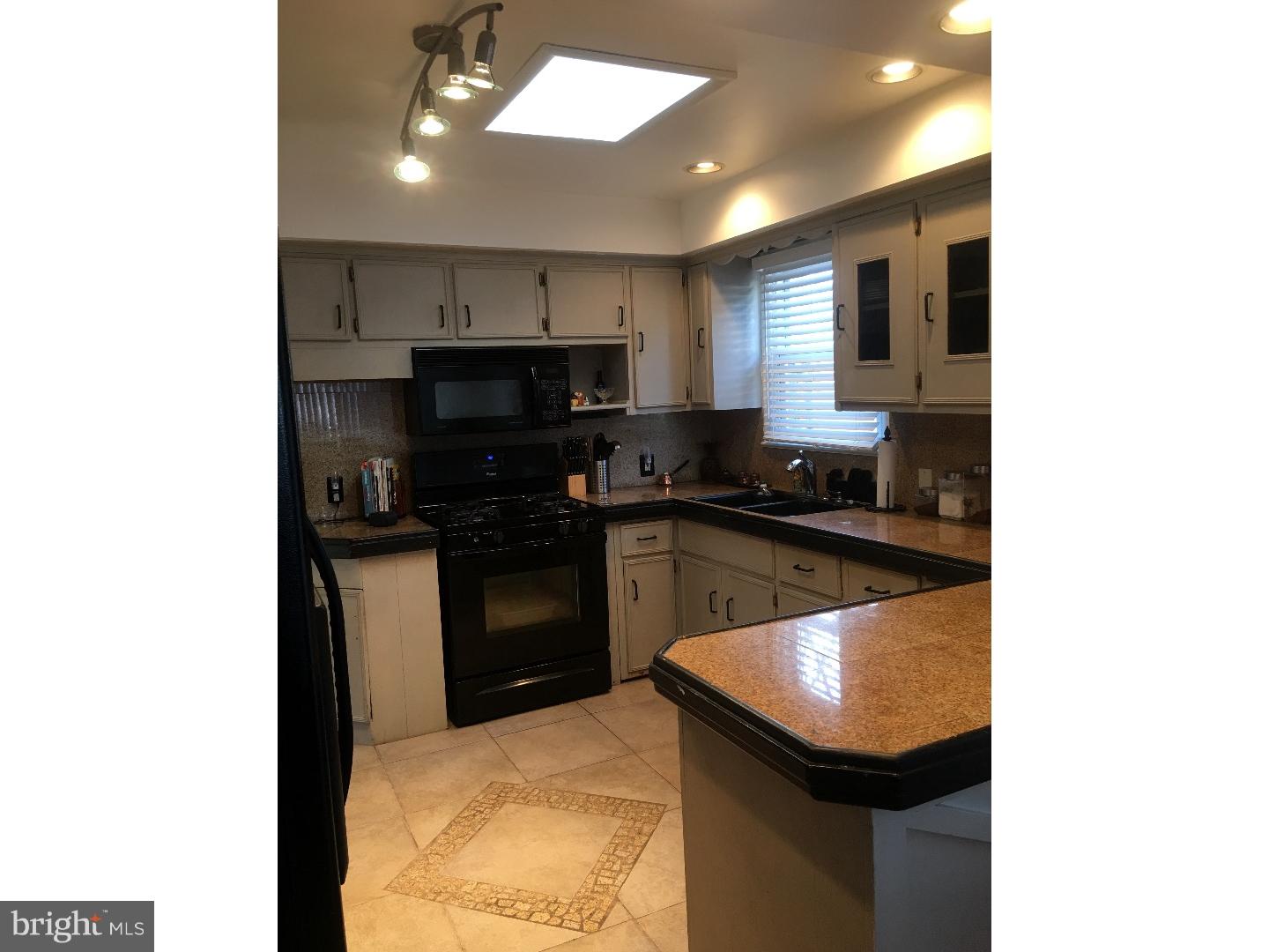 125 Reed Street Hightstown, NJ 08520 - Photo 5 of 23 Kitchen