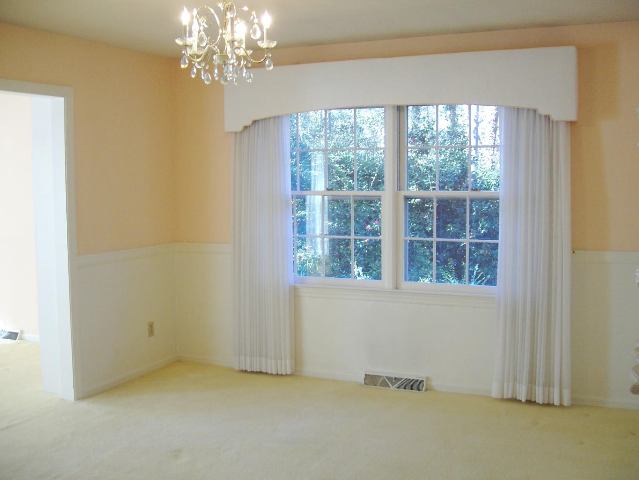 227 Kings Way Clemson, SC 29631 - Photo 8 of 9 Gallery Image 8