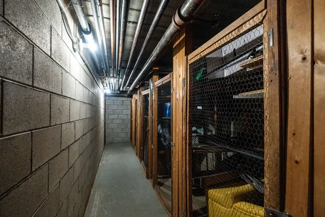 $124,900 | 8530 West Waterford Avenue, Unit 5, Greenfield, WI 53228