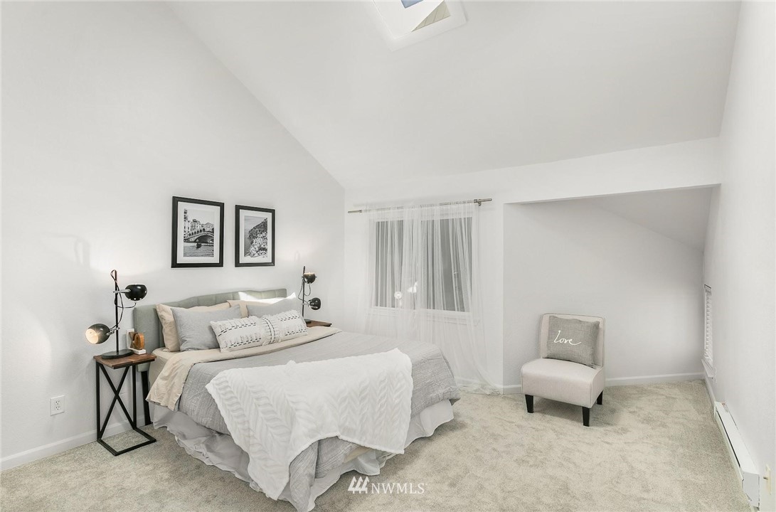 14717 Northeast 44th Street, Unit R6 Bellevue, WA 98007 - Photo 16 of 31 Gallery Image 16