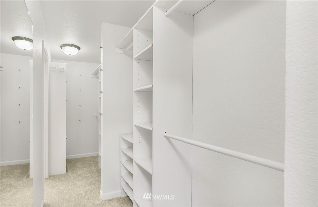 14717 Northeast 44th Street, Unit R6 Bellevue, WA 98007 - Photo 18 of 31 Gallery Image 18