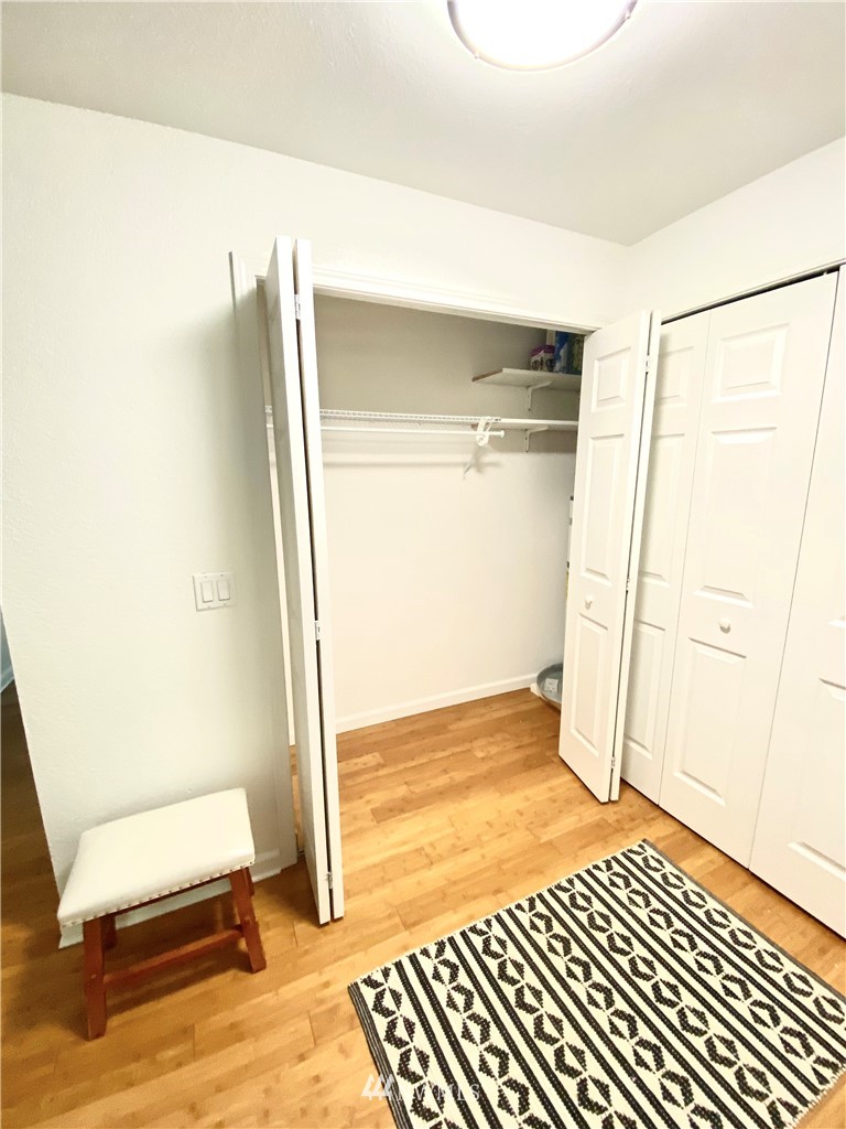 14717 Northeast 44th Street, Unit R6 Bellevue, WA 98007 - Photo 26 of 31 Gallery Image 26